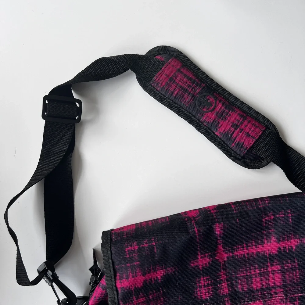 Hot Tuna pink black crossbody satchel bag - Picture 8 of 13